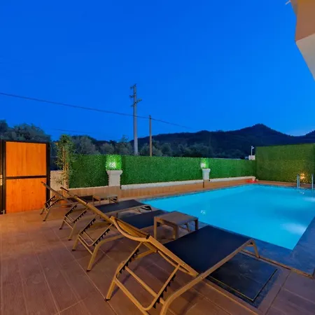 Hotell Halis 4*